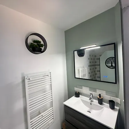 Le Cosy Charmeur Climatise Avec Patio Apartment Tours Exterior photo