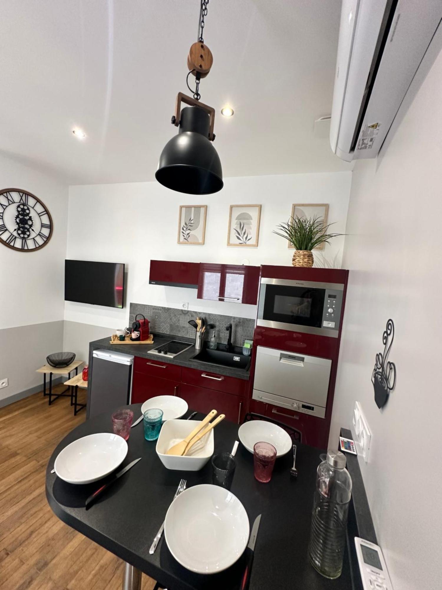Le Cosy Charmeur Climatise Avec Patio Tours